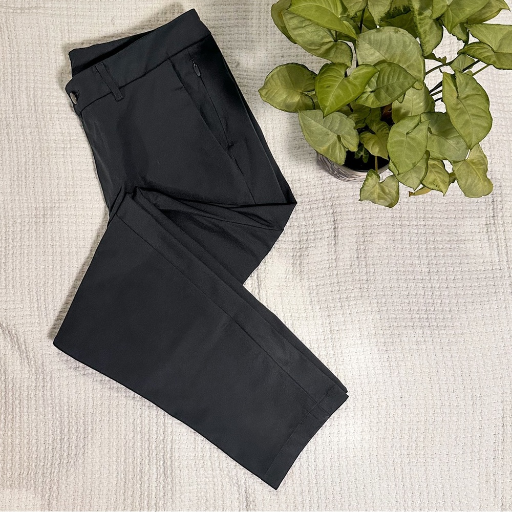 Lululemon ABC Men’s Dress Pants